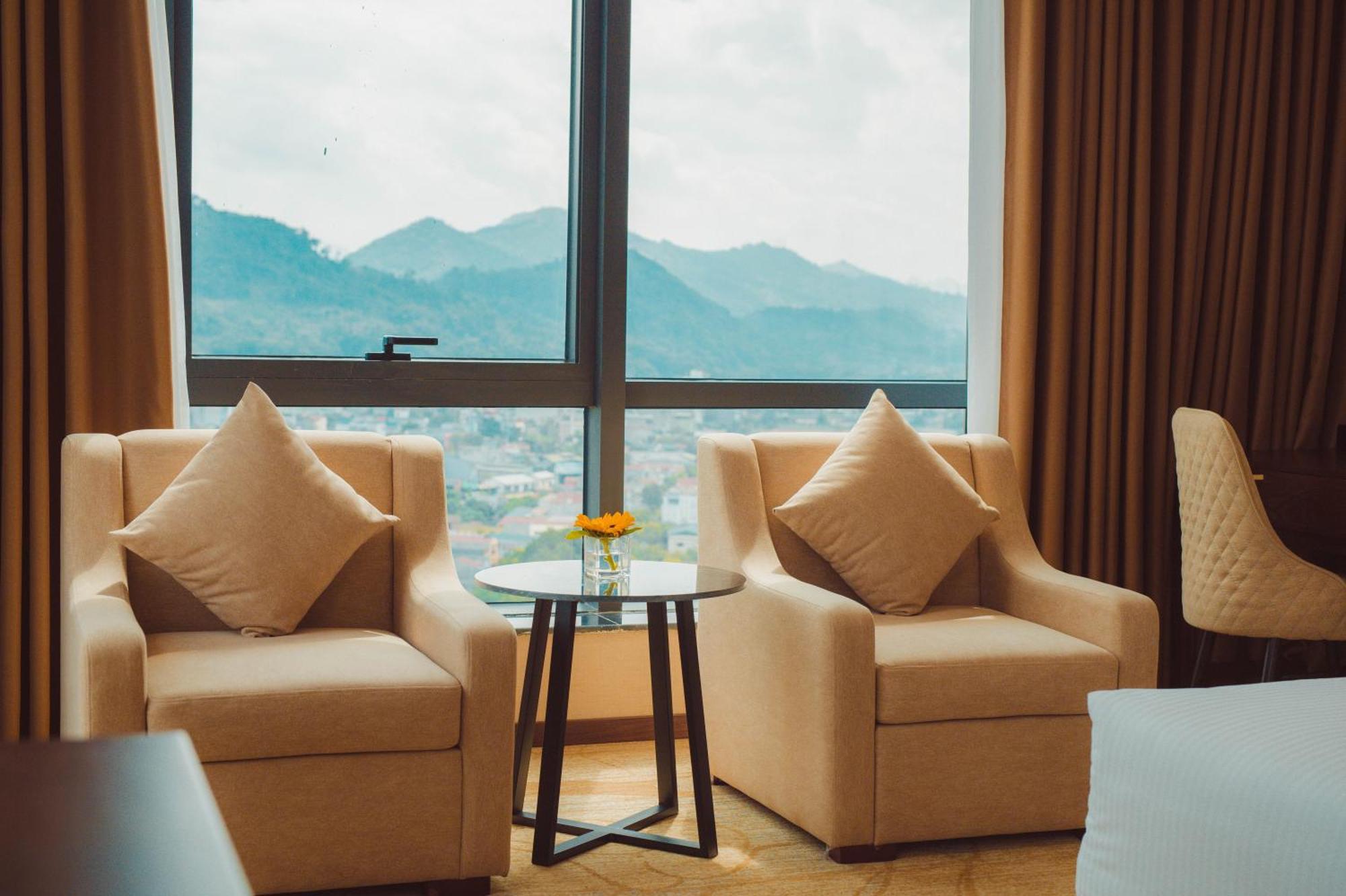 Muong Thanh Luxury Каобанг Экстерьер фото