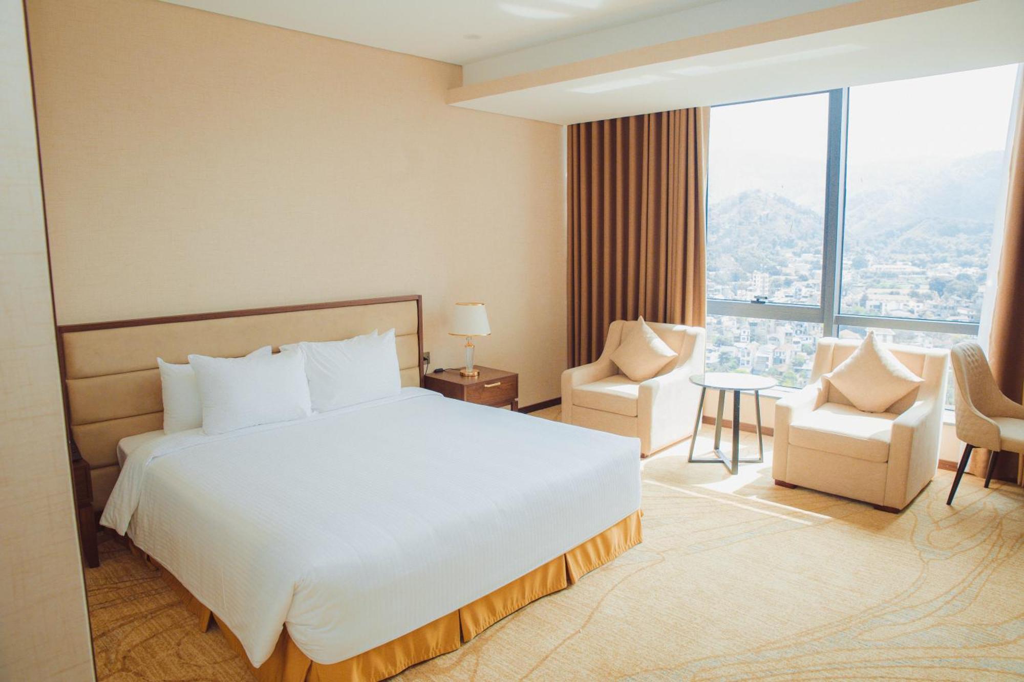 Muong Thanh Luxury Каобанг Экстерьер фото